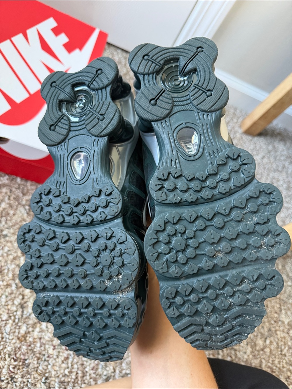 Nike Shox - Picture 3 of 3